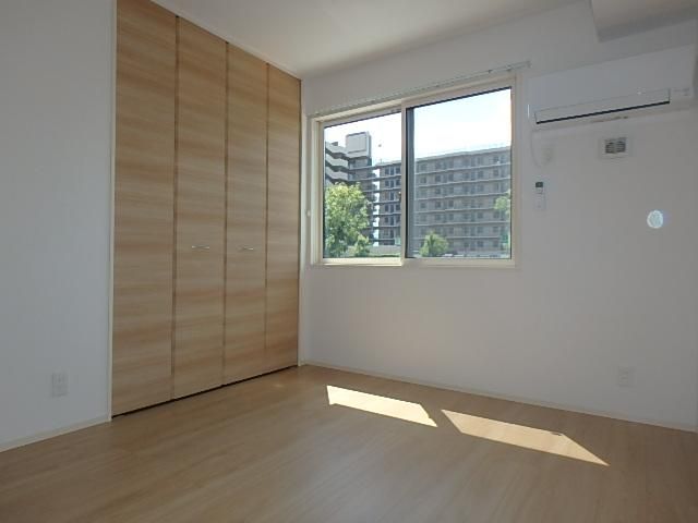 �y�Q���z�@