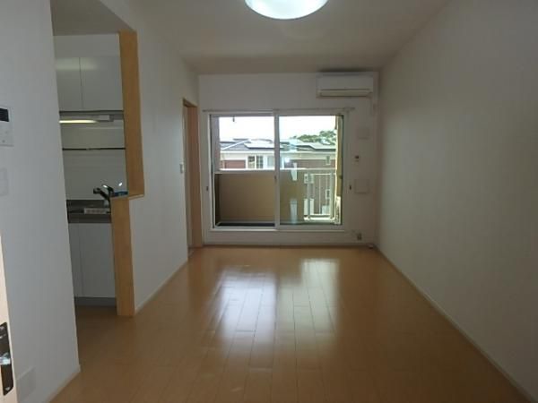 �y�����E���r���O�z�@