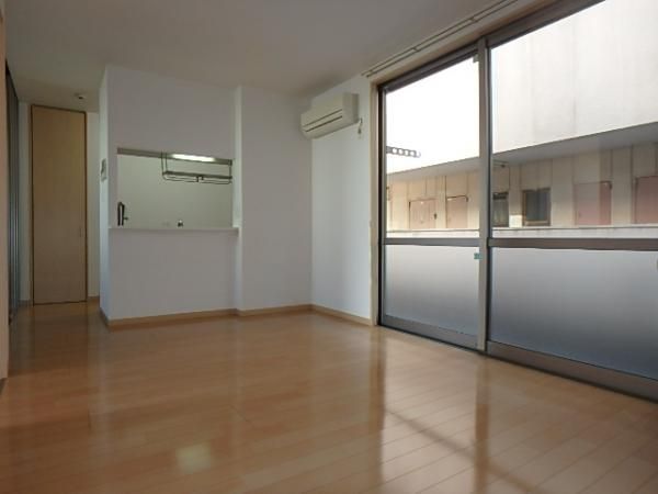 �y�Q���z�@