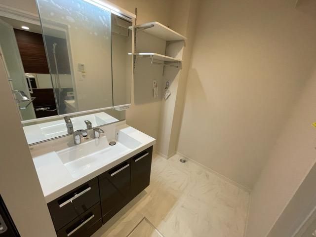 �y���ʏ��z�@