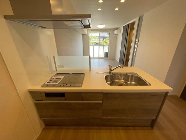 �y�L�b�`���z�@