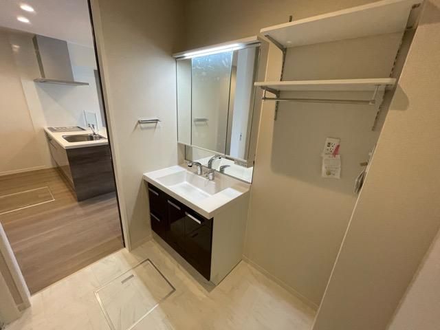 �y���ʏ��z�@