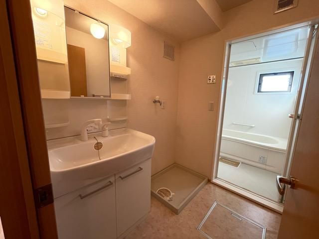 �y���ʏ��z�@