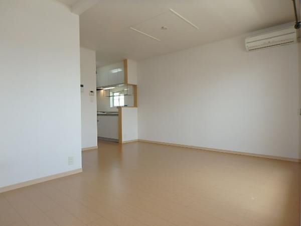 �y�����E���r���O�z�@