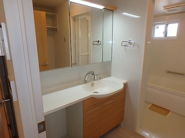 �y���ʏ��z�@