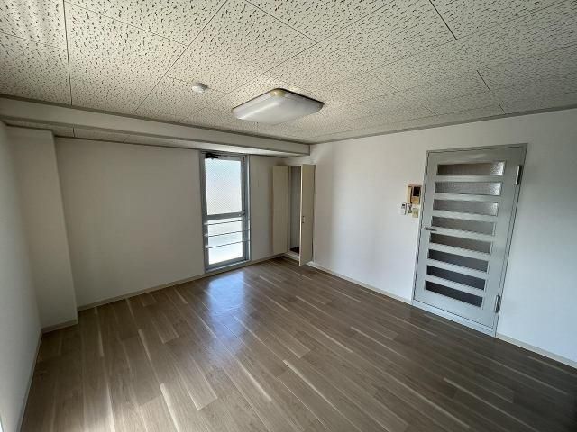 �y���̑������E�X�y�[�X�z�@