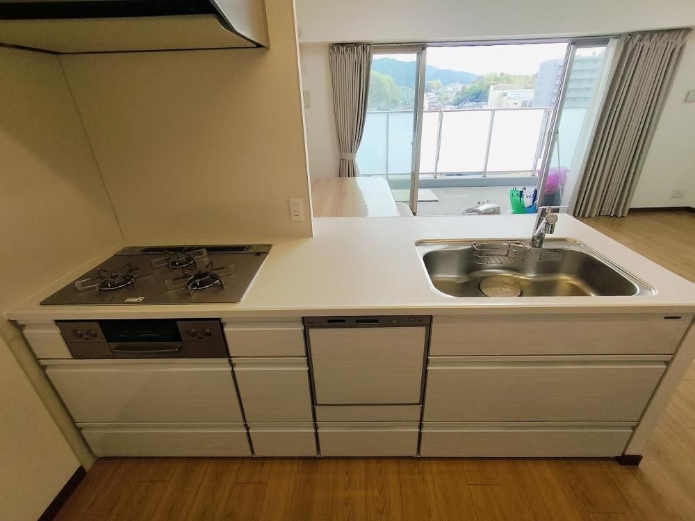 �y�L�b�`���z�@