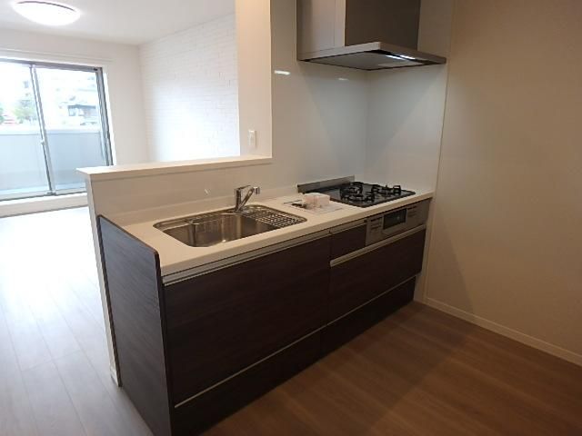 �y�L�b�`���z�@