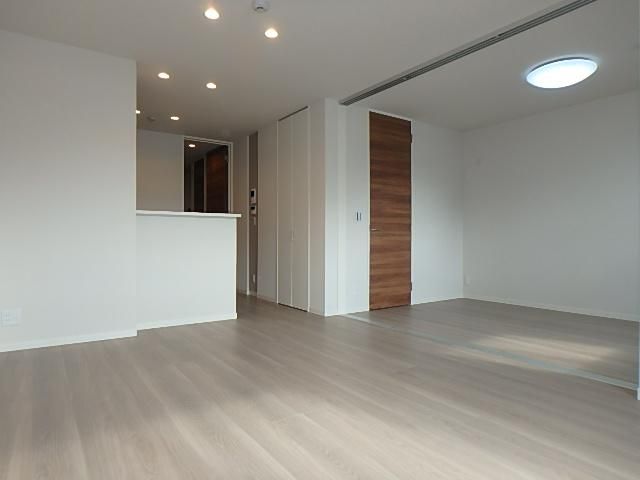 �y���̑������E�X�y�[�X�z�@