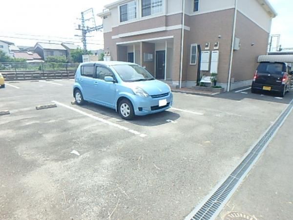 yԏz@