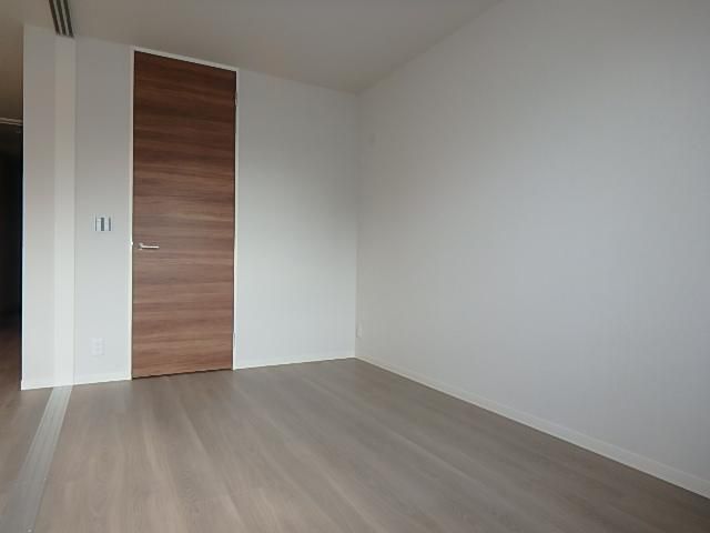 �y���̑������E�X�y�[�X�z�@