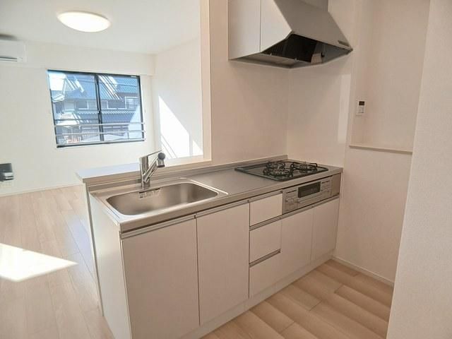 �y�L�b�`���z�@