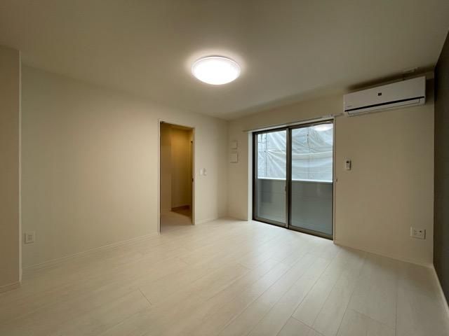 �y�Q���z�@