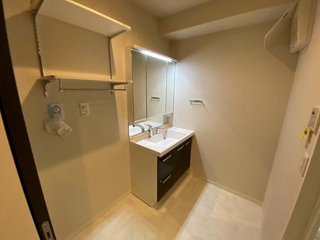 �y���ʏ��z�@