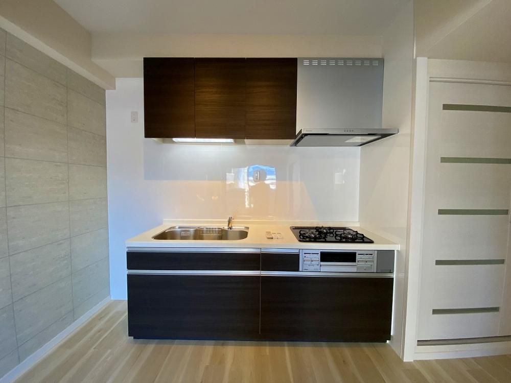 �y�L�b�`���z�@