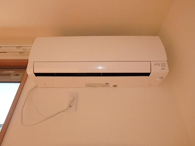 �y���̑��ݔ��z�@