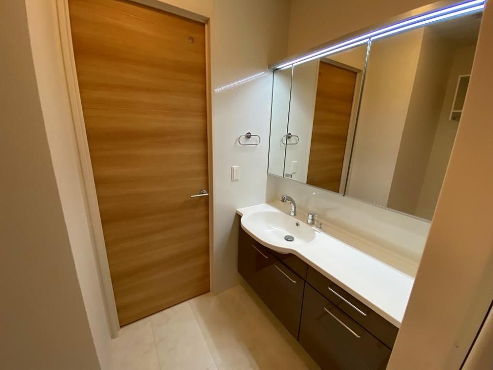 �y���ʏ��z�@