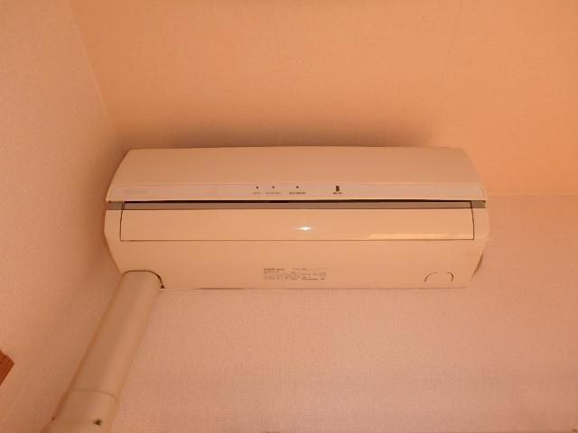 �y���̑��ݔ��z�@