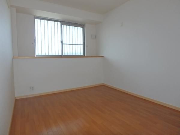 �y�q�������z�@