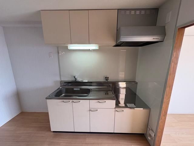 �y�L�b�`���z�@