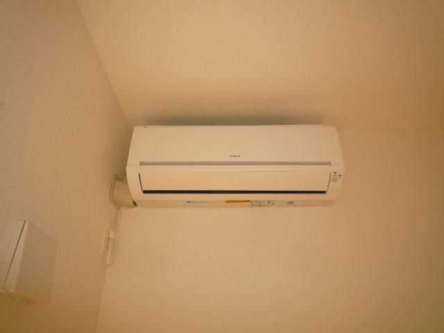 �y���̑��ݔ��z�@