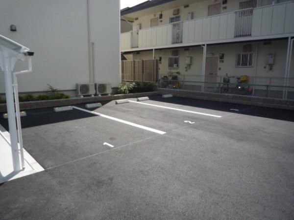 yԏz@