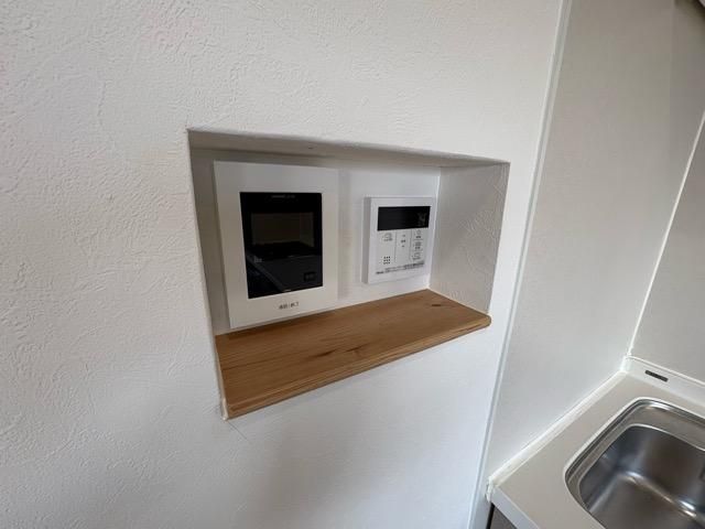 �y�Z�L�����e�B�z�@