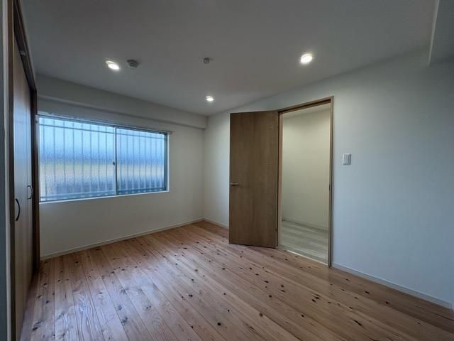 �y�Q���z�@