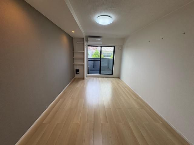 �y�Q���z�@