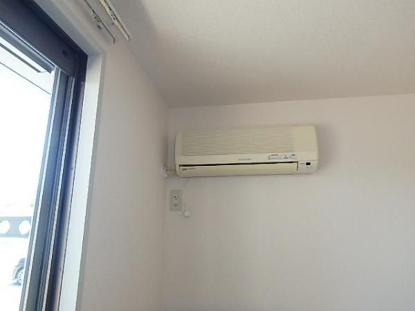 �y���̑��ݔ��z�@