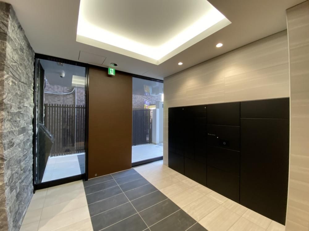 �y�G���g�����X�z�@