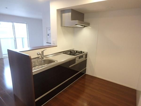 �y�L�b�`���z�@