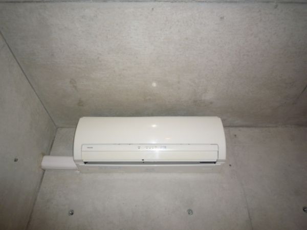 �y���̑��ݔ��z�@���G�A�R����