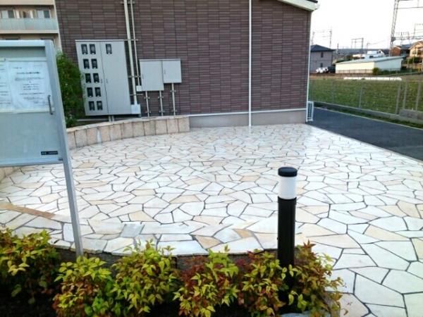 �y�G���g�����X�z�@