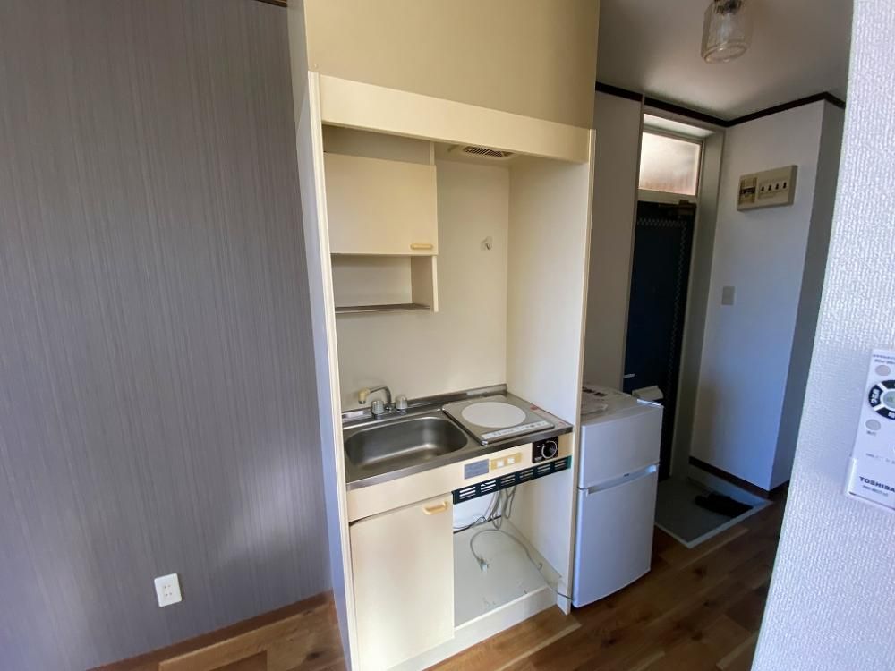 �y�L�b�`���z�@