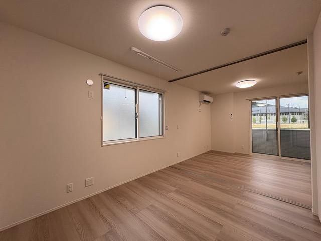 �y�Q���z�@