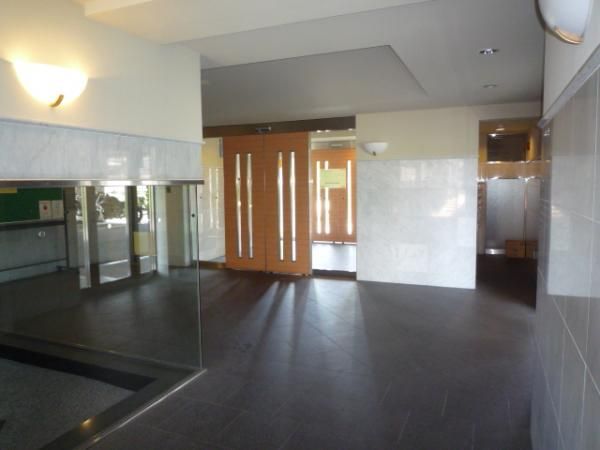 �y�G���g�����X�z�@