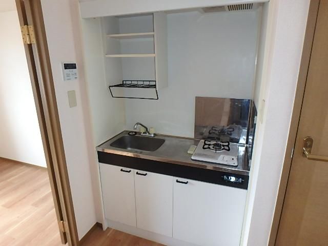 �y�L�b�`���z�@