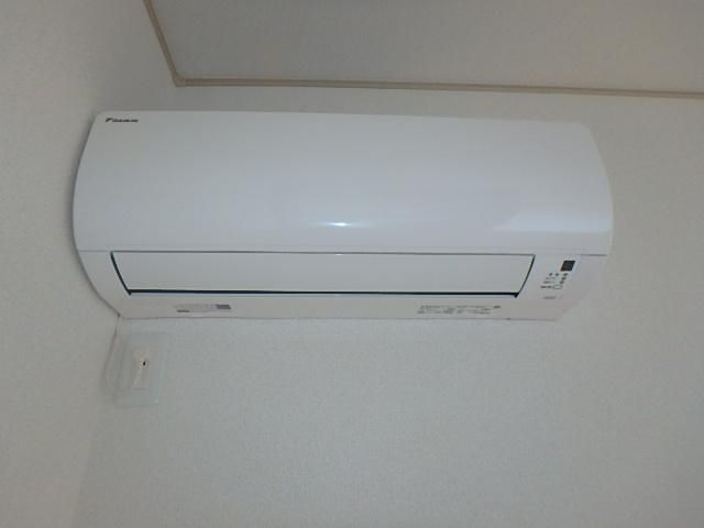 �y���̑��ݔ��z�@