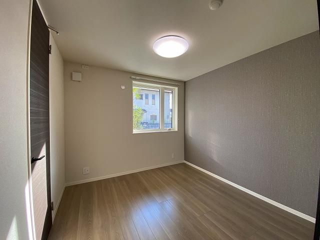 �y���̑������E�X�y�[�X�z�@