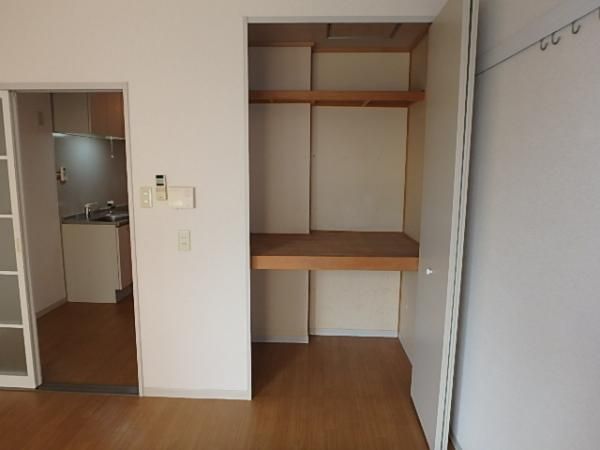 �y���[�z�@