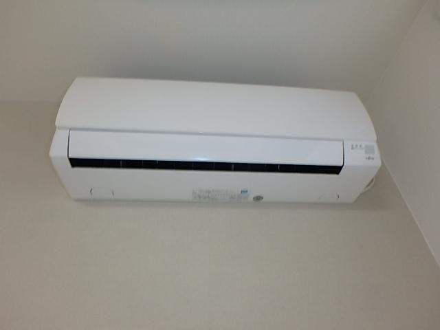 �y���̑��ݔ��z�@