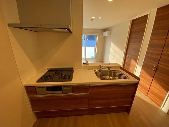 �y�L�b�`���z�@