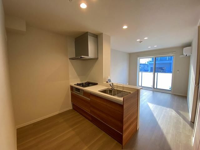 �y�L�b�`���z�@