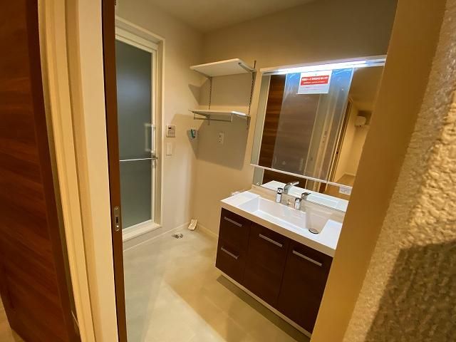 �y���ʏ��z�@