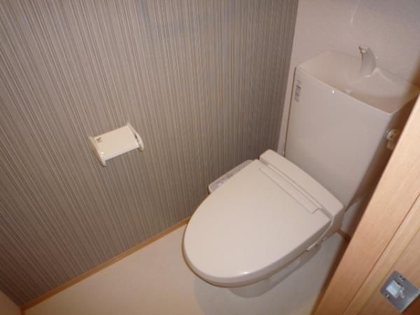 �y�g�C���z�@