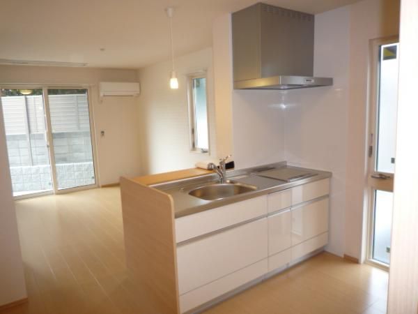 �y�L�b�`���z�@