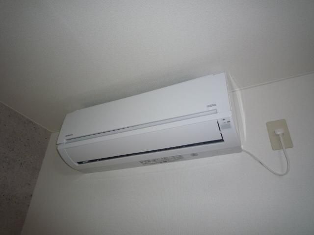 �y���̑��ݔ��z�@