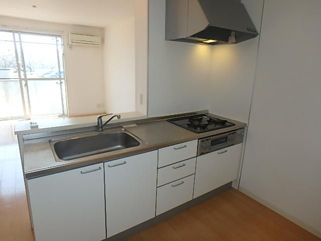 �y�L�b�`���z�@