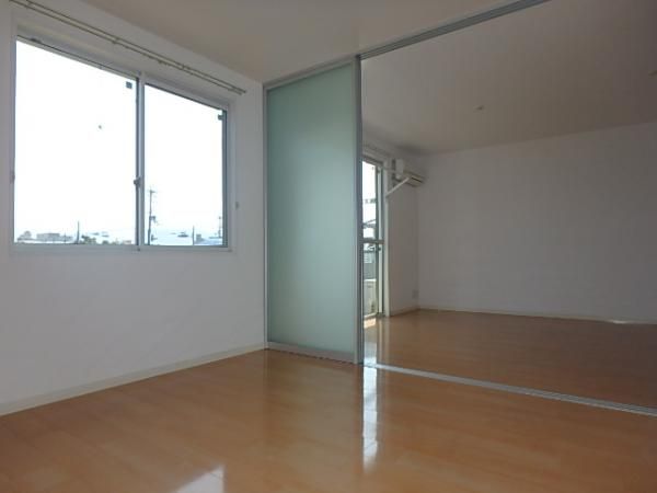 �y�Q���z�@